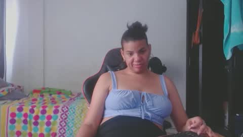 Snapshot of ariannaloovel chatting on 14, 3, 2026 ariannaloovel online show from 14, 3, 2026