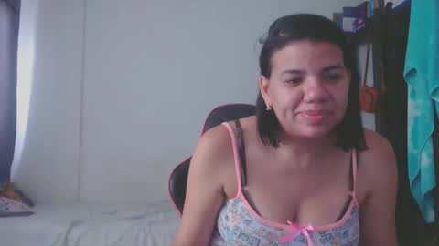 Snapshot of ariannaloovel chatting on 23, 3, 2026 ariannaloovel online show from 23, 3, 2026