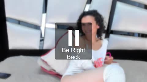 ariannarussell1 online show from 18, 2, 2025