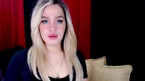 Snapshot of arianne_xoxo777 chatting on 23, 1, 2025 ARIANNE CUMS online show from 23, 1, 2025