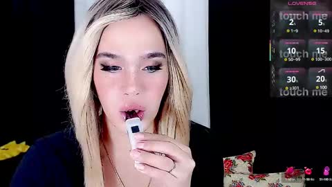 Snapshot of arianne_xoxo777 chatting on 22, 2, 2025 ARIANNE CUMS online show from 22, 2, 2025