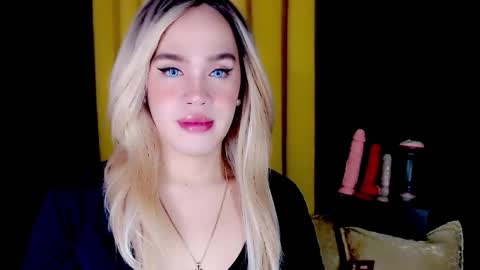 Snapshot of arianne_xoxo777 chatting on 10, 9, 2025 ARIANNE CUMS online show from 10, 9, 2025