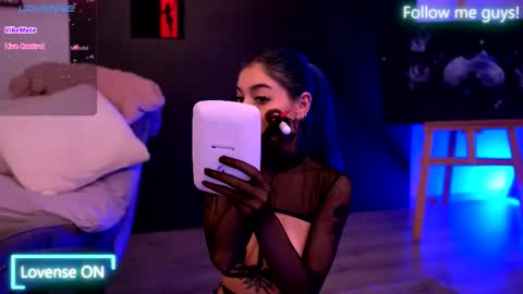 Snapshot of ariaxstark chatting on 27, 9, 2025 Aria online show from 27, 9, 2025