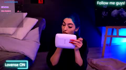 Snapshot of ariaxstark chatting on 29, 9, 2025 Aria online show from 29, 9, 2025