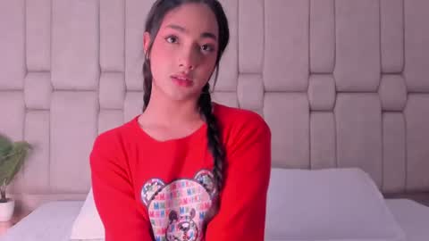 Snapshot of aribloom7 chatting on 14, 7, 2026 Welcome to Ari room online show from 14, 7, 2026