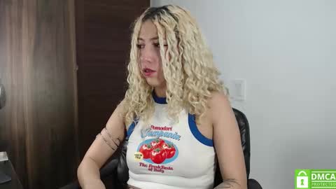 Ari Bunnie  online show from 3, 3, 2026