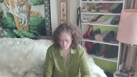 Arielle Ari online show from 16, 12, 2025