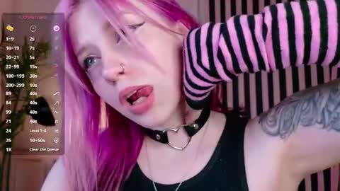 Snapshot of arielabradberry chatting on 25, 6, 2026 Ariel online show from 25, 6, 2026