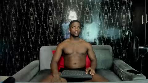 Snapshot of arielbronwxxx chatting on 19, 10, 2025 chris online show from 19, 10, 2025
