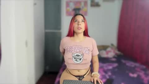 Stephany  online show from 30, 1, 2025