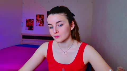 Snapshot of arielstonks_lovee chatting on 10, 12, 2024 arielstonks_lovee online show from 10, 12, 2024