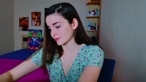 Snapshot of arielstonks_lovee chatting on 22, 1, 2025 arielstonks_lovee online show from 22, 1, 2025