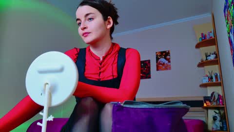 Snapshot of arielstonks_lovee chatting on 7, 2, 2025 arielstonks_lovee online show from 7, 2, 2025