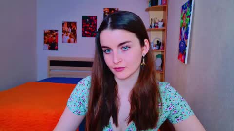 Snapshot of arielstonks_lovee chatting on 5, 3, 2025 arielstonks_lovee online show from 5, 3, 2025