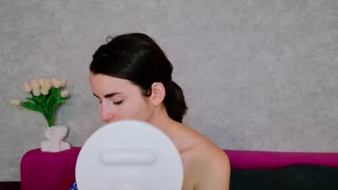 Snapshot of arielstonks_lovee chatting on 23, 9, 2025 arielstonks_lovee online show from 23, 9, 2025