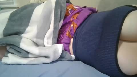Snapshot of ariesfirebaby chatting on 2, 2, 2025 ariesfirebaby online show from 2, 2, 2025