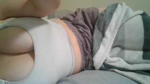 Snapshot of ariesfirebaby chatting on 4, 3, 2025 ariesfirebaby online show from 4, 3, 2025