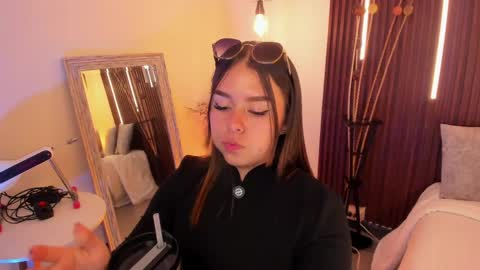  Arianna  online show from 16, 4, 2026