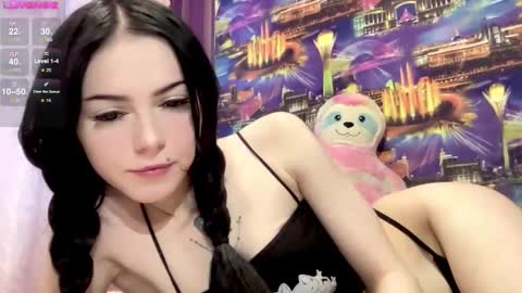 Snapshot of arina_rose chatting on 18, 12, 2024 Arinka online show from 18, 12, 2024