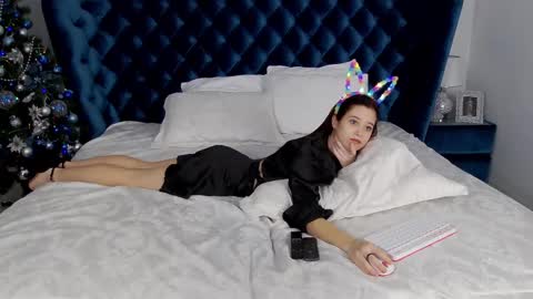 ArinaArnold online show from 20, 12, 2024