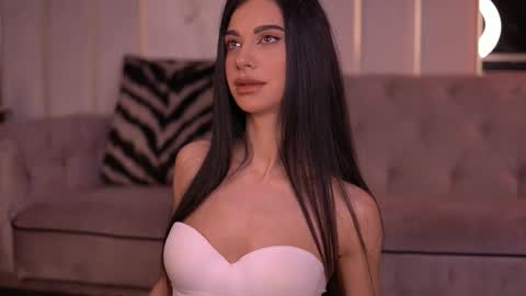 Arina online show from 21, 11, 2025