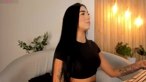 Ari Robert online show from 9, 9, 2025