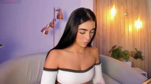 Ari Robert online show from 4, 10, 2025