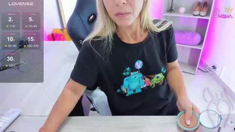 arisha_davis online show from 4, 2, 2026