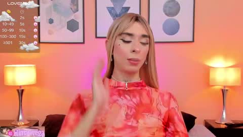 Snapshot of arivega chatting on 5, 12, 2024 Nice to meet you thumb up me please its important I LOOK MY BIO DOWN online show from 5, 12, 2024