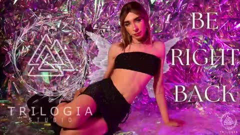 Snapshot of arivega chatting on 16, 1, 2025 Nice to meet you thumb up me please its important I LOOK MY BIO DOWN online show from 16, 1, 2025
