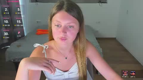 Snapshot of ariymil chatting on 14, 7, 2026 ariymil online show from 14, 7, 2026