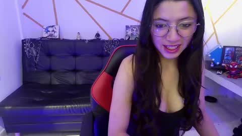 Snapshot of arizbeth_johansson chatting on 19, 9, 2025 arizbeth_johansson online show from 19, 9, 2025