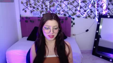 arizbeth_johansson online show from 1, 11, 2025