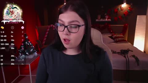 Snapshot of arizonaa_muse chatting on 21, 12, 2024 Astrid online show from 21, 12, 2024