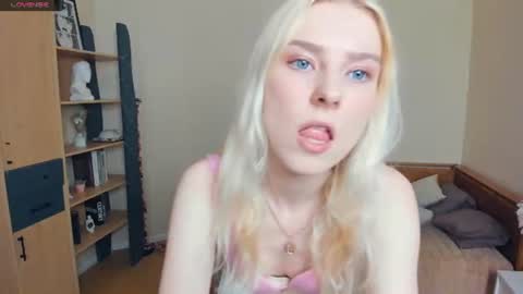 Emily online show from 16, 6, 2026
