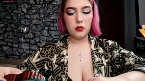 Snapshot of arlynebeenel chatting on 14, 4, 2026 Ka Ka Katerina online show from 14, 4, 2026