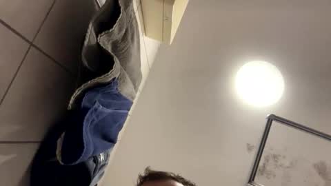 armyskater32 online show from 7, 10, 2025