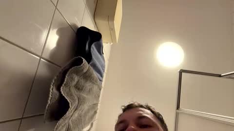 armyskater32 online show from 18, 4, 2026