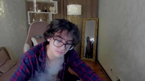 Snapshot of arnolddonaldson chatting on 13, 12, 2024 Arnold online show from 13, 12, 2024