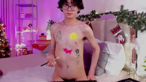 Snapshot of arnolddonaldson chatting on 25, 12, 2024 Arnold online show from 25, 12, 2024