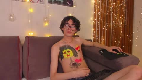 Snapshot of arnolddonaldson chatting on 26, 12, 2024 Arnold online show from 26, 12, 2024