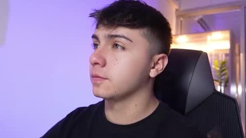 aron__cooper online show from 4, 12, 2025