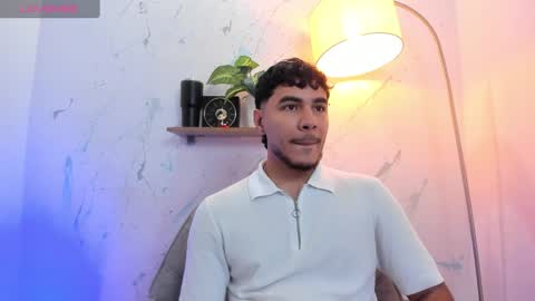 Snapshot of aron_summer chatting on 18, 9, 2025 Aron online show from 18, 9, 2025
