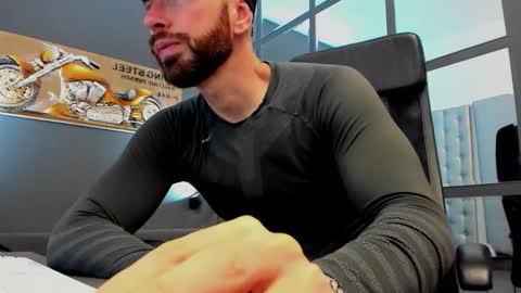 AronGrant online show from 18, 2, 2026