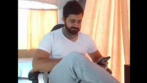 aronmiller online show from 23, 11, 2025