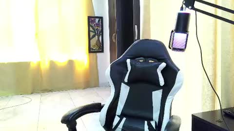 aronmiller online show from 5, 7, 2026