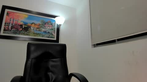   online show from 23, 2, 2025