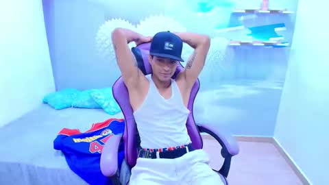 ARON LOPEZ online show from 16, 1, 2026