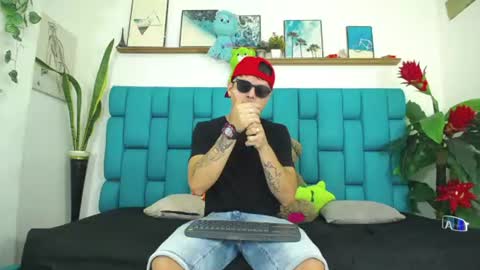 Aroon   online show from 13, 6, 2026