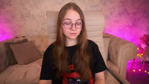 Snapshot of arrinawair chatting on 1, 6, 2026 arrinawair online show from 1, 6, 2026